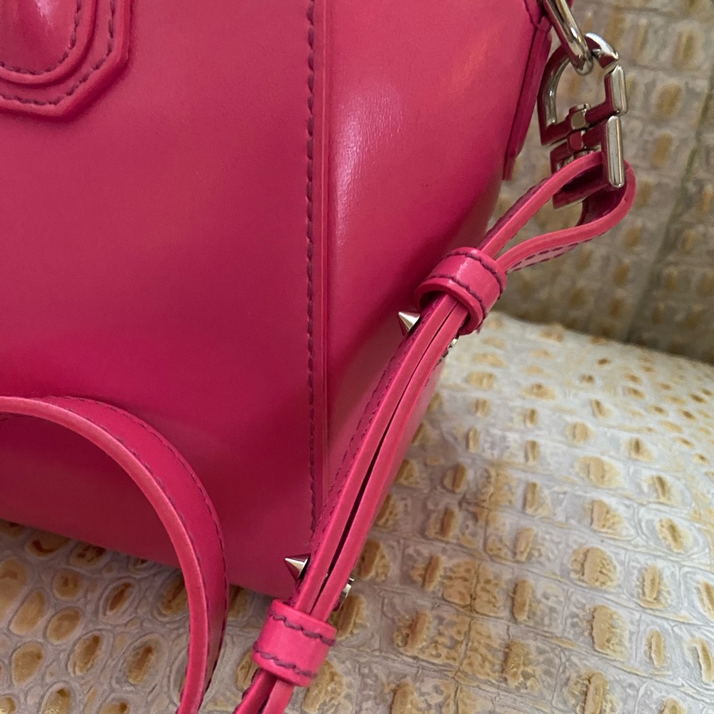 Givenchy Shiny Lord Calfskin Mini Antigona in Hot Pink - Picture 10 of 15